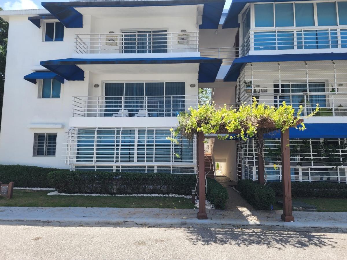 Apartment 2 Bedrooms, 2 Bathrooms, Pool And Near From The Beach Juan Dolio