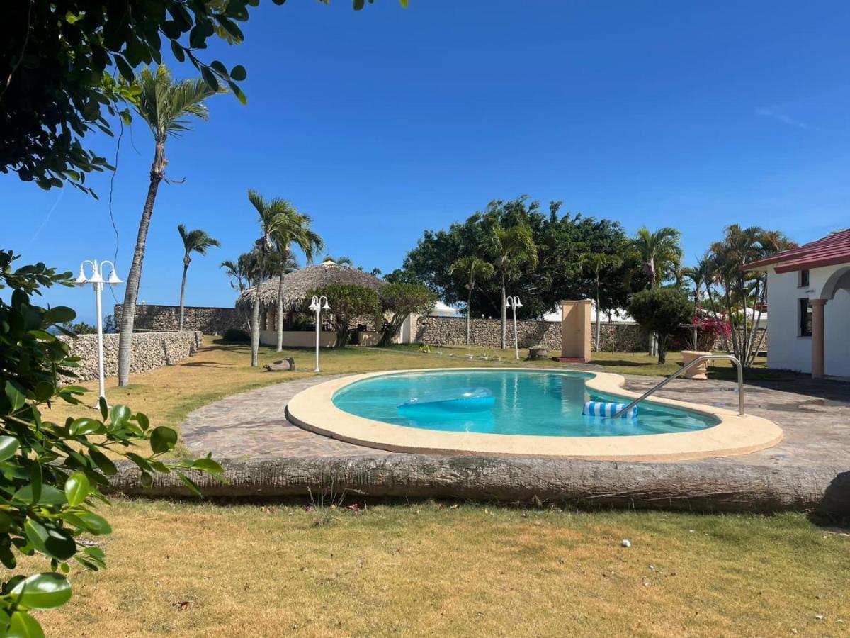 Villa Ocean Breeze Carismar