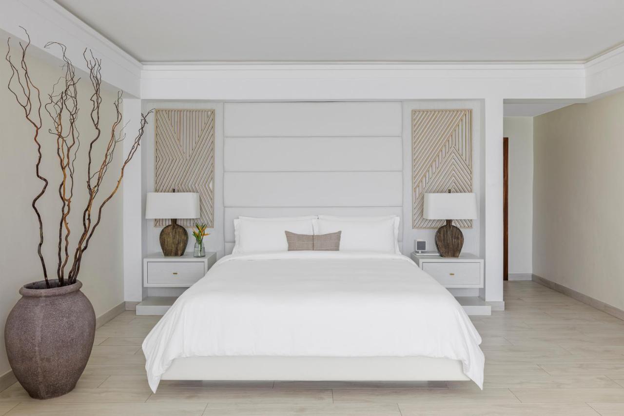Aurora Anguilla & Golf Club Resort 4*