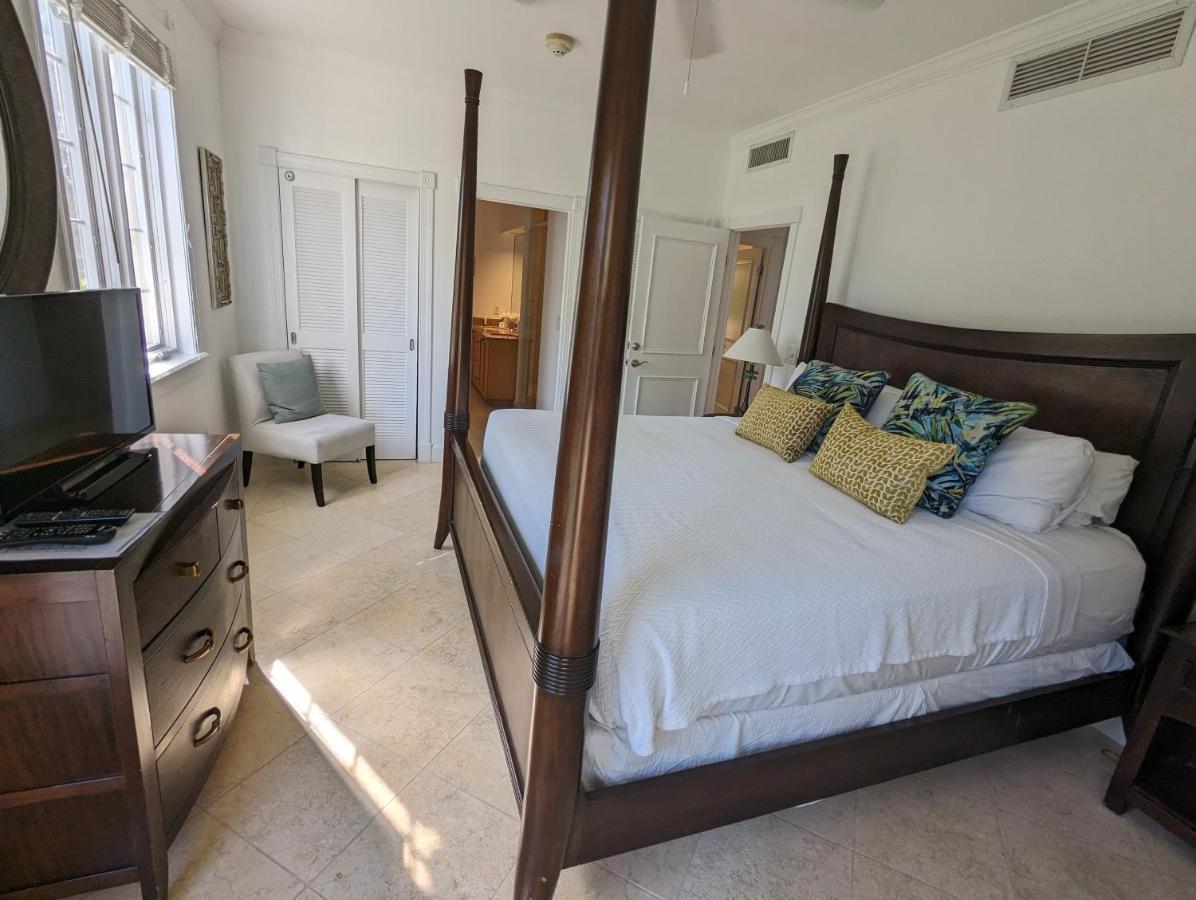 The Renaissance Hotel 5*