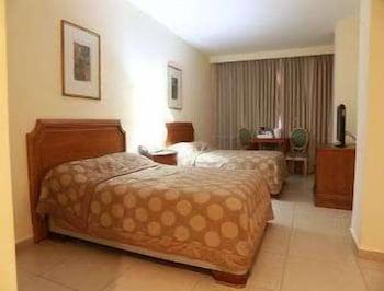 Hotel Ramada By Wyndham Princess 3*