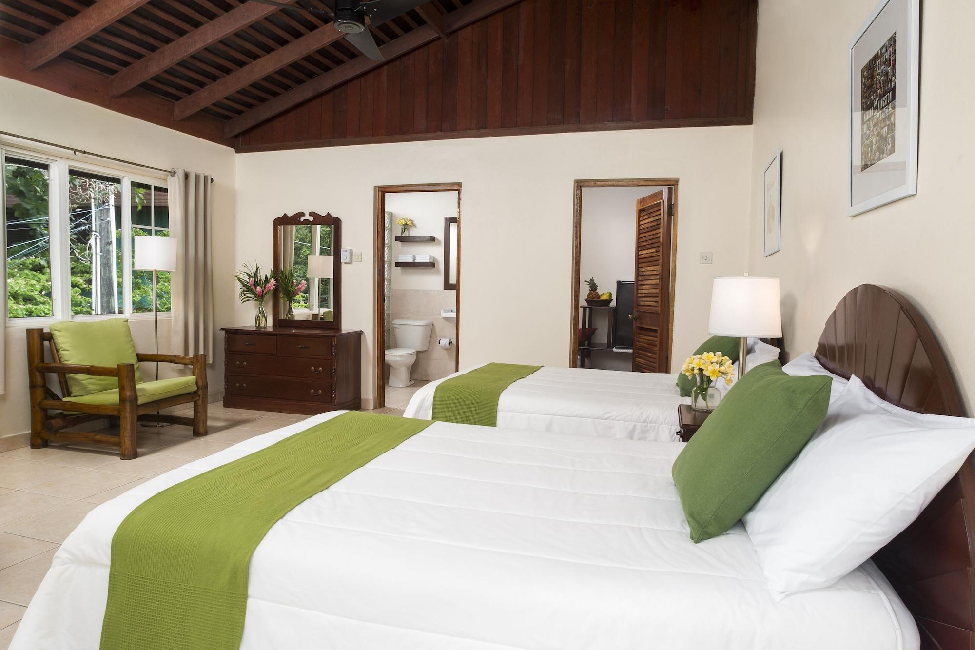White Sands Hotel 3*