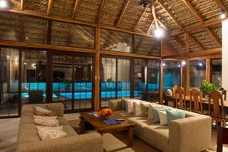 Villa Paradise *
