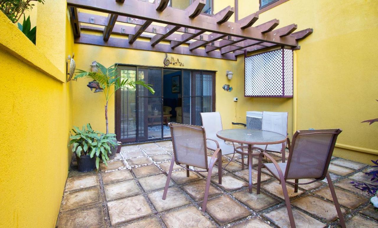 Crystal Cove Oceanfront/ 2 Bedroom *