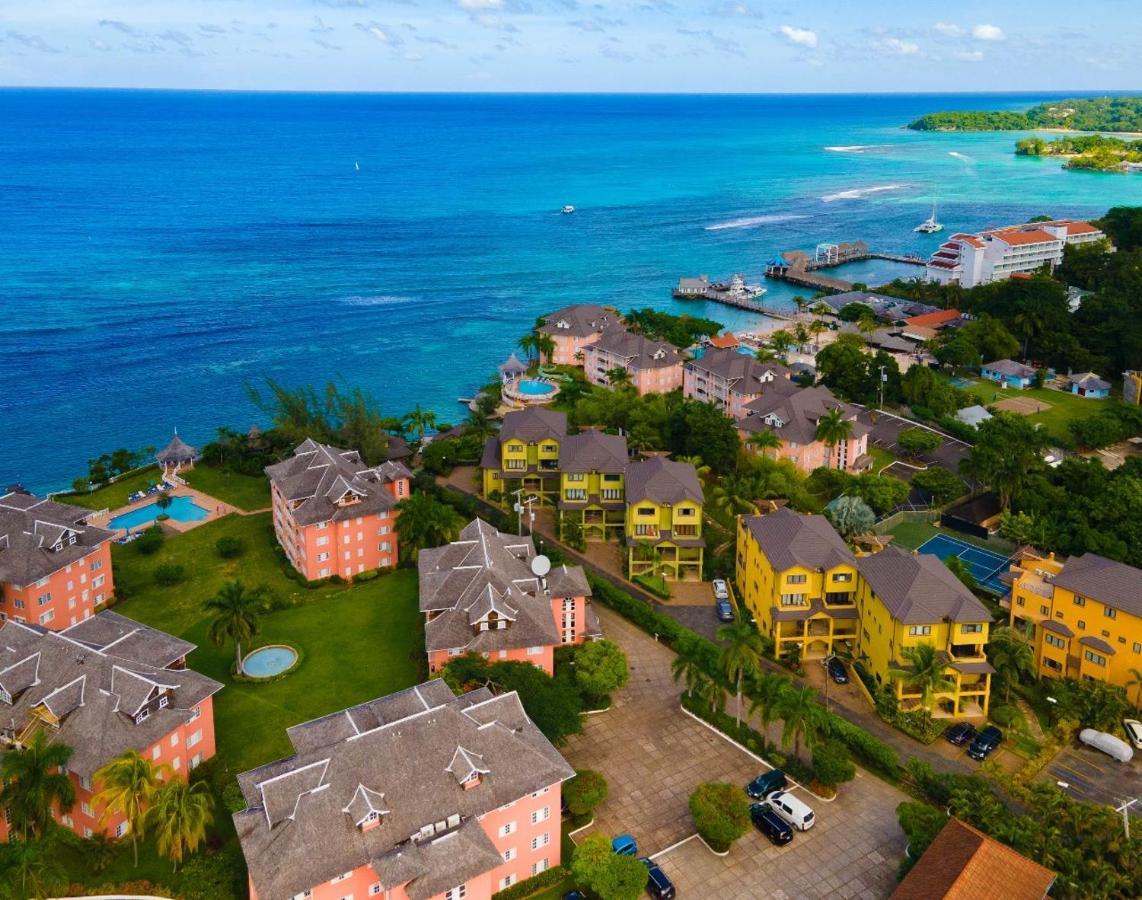 Aparthotel Crystal Cove Oceanfront/ 2 Bedroom