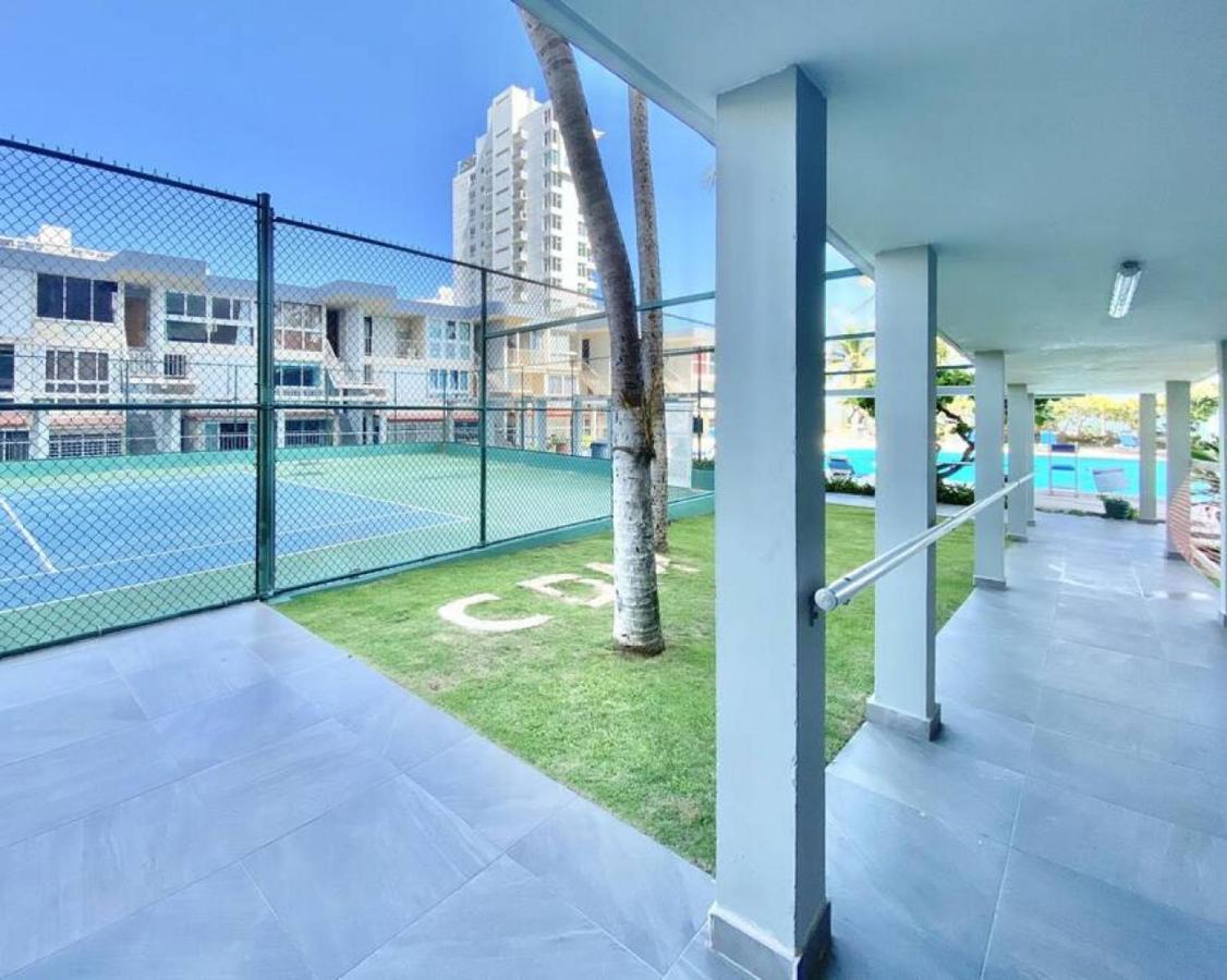 Kasa Poolside Balcony For 2 * San Juan