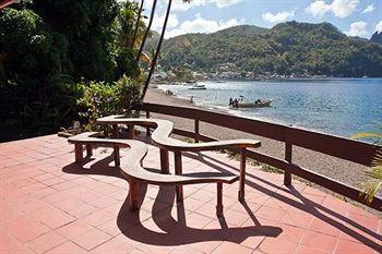 Hotel Still House Soufriere
