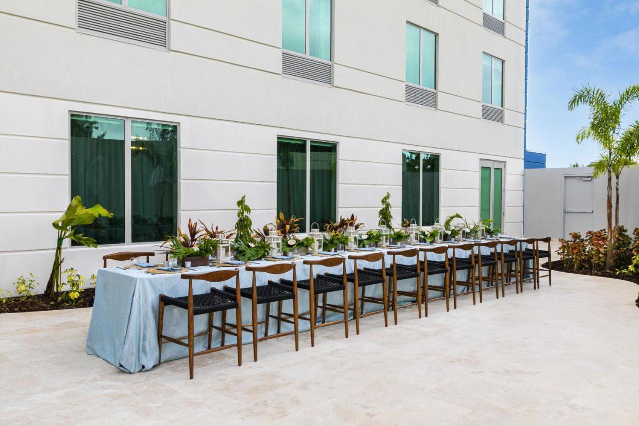 Hotel Fairfield By Marriott *