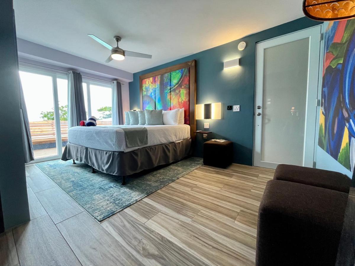 Old Crow And Hotel Vieques