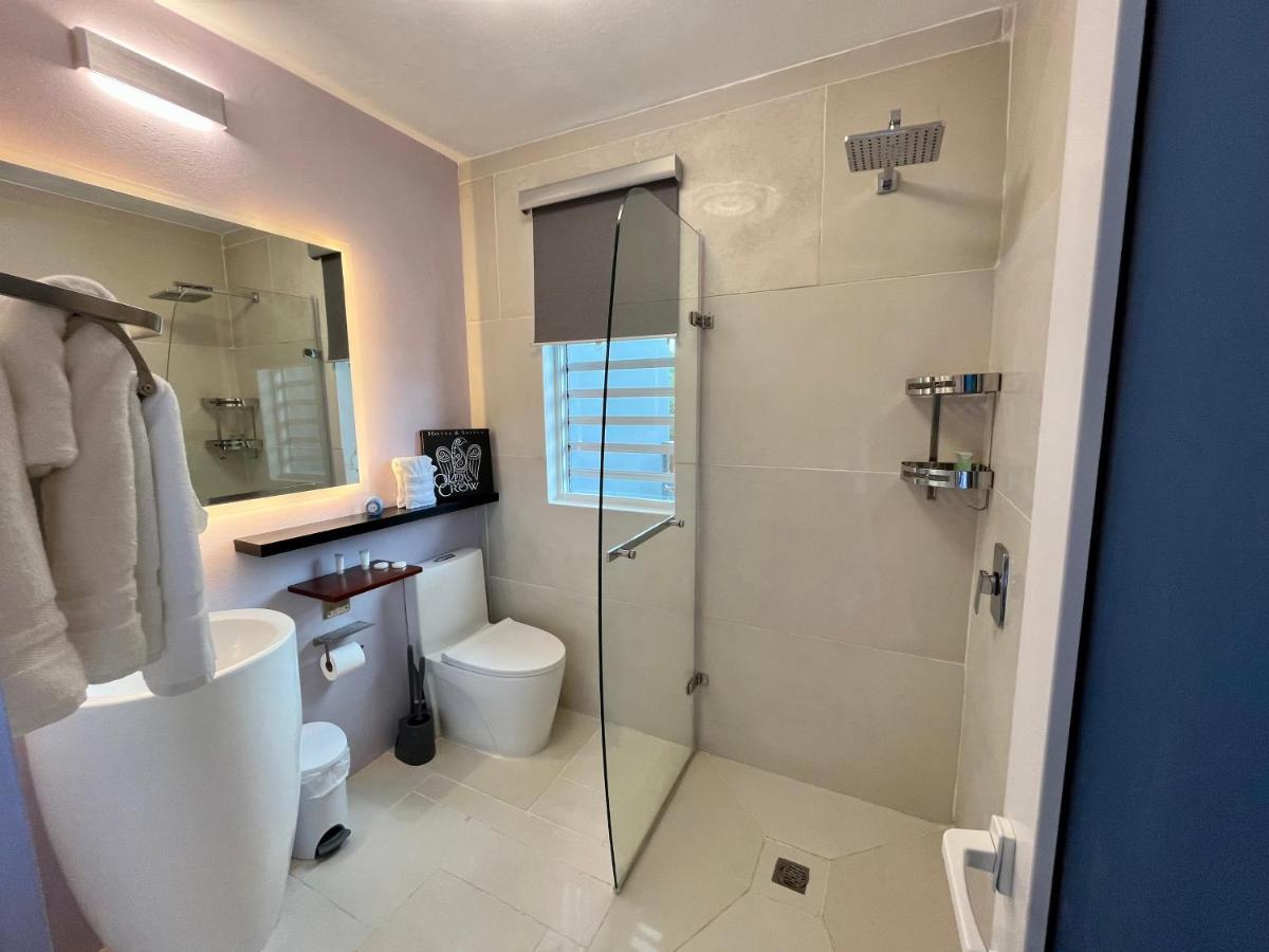 Hotel Old Crow And Vieques