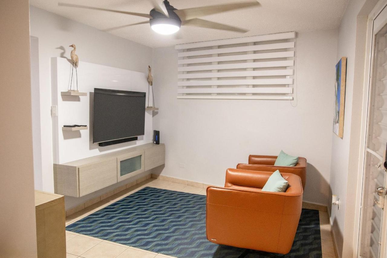 Holiday home Raices Realty Villa: Puerto Rico; Centrica, Acogedora, Tropical, Playa, Piscina,a/c *