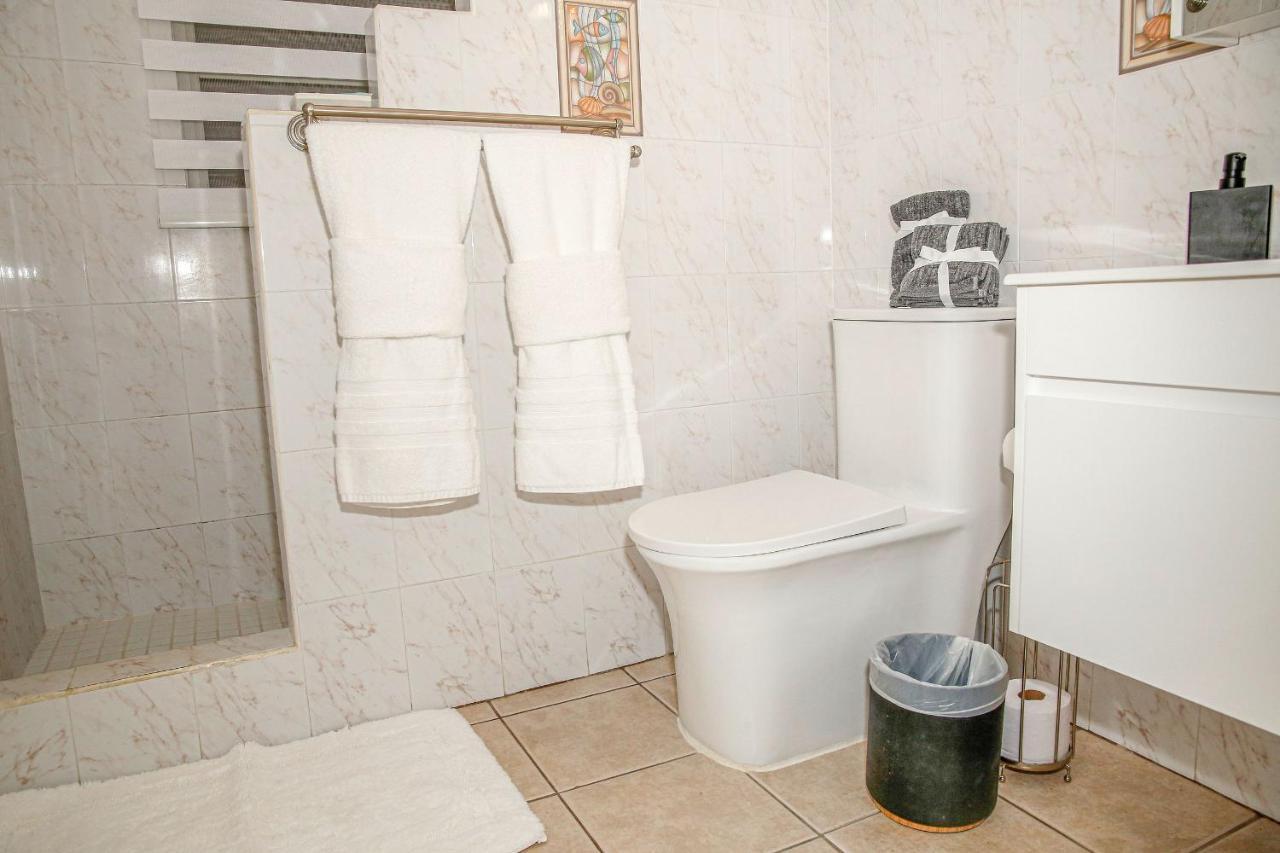Holiday home Raices Realty Villa: Puerto Rico; Centrica, Acogedora, Tropical, Playa, Piscina,a/c