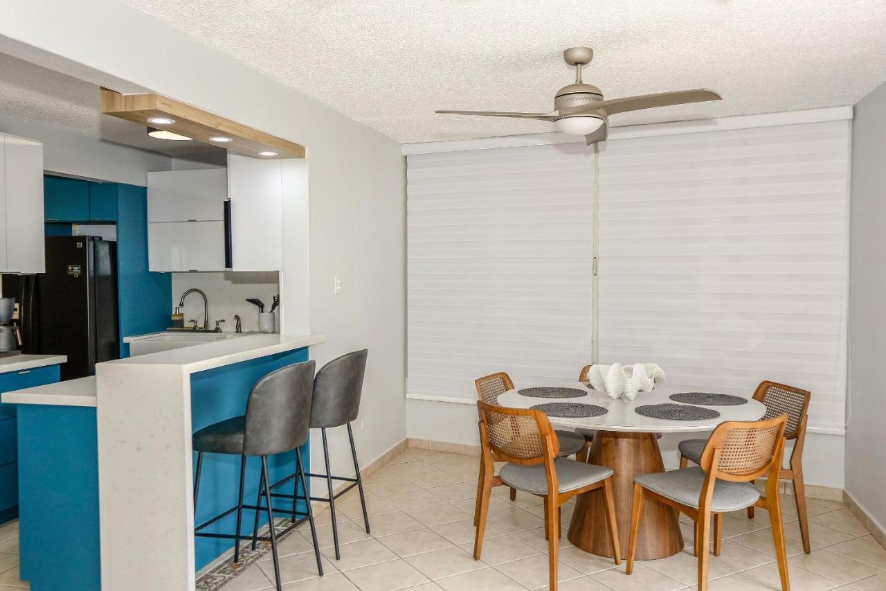 Raices Realty Villa: Puerto Rico; Centrica, Acogedora, Tropical, Playa, Piscina,a/c Holiday home *