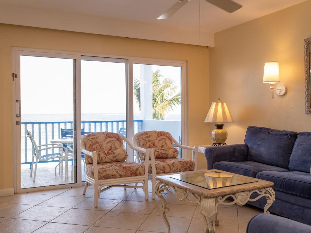 Paradise Island Club Ocean View * Creek Village