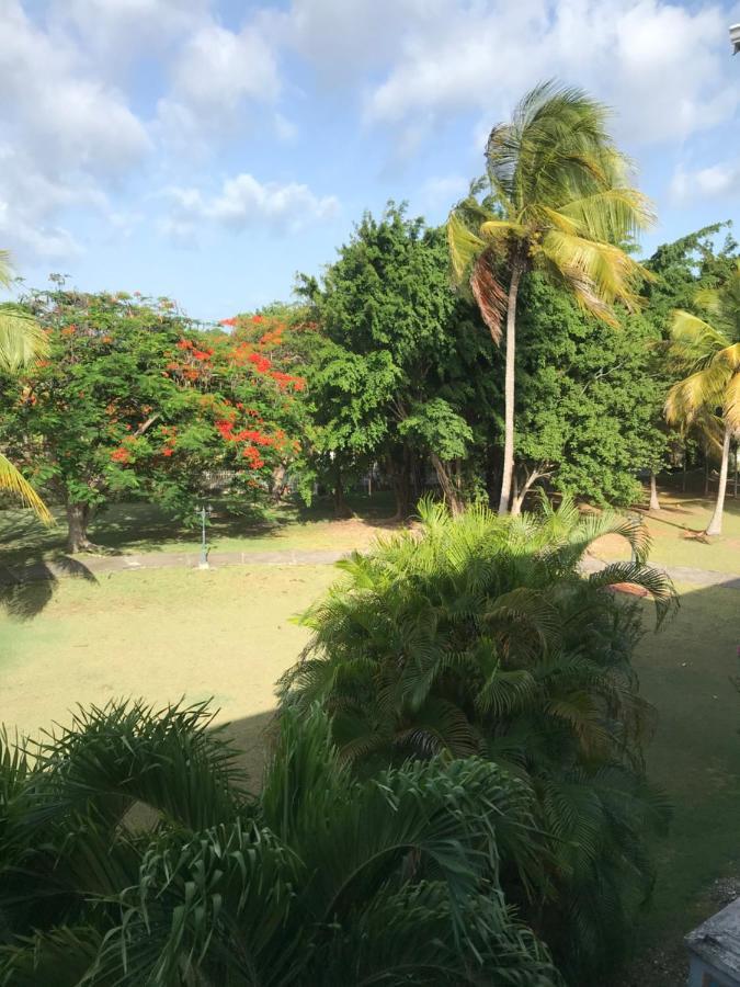 Joli Duplex A St Francois Apartment