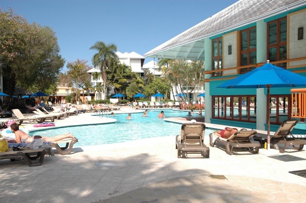 Resort Grand Paradise Playa Dorada 4*