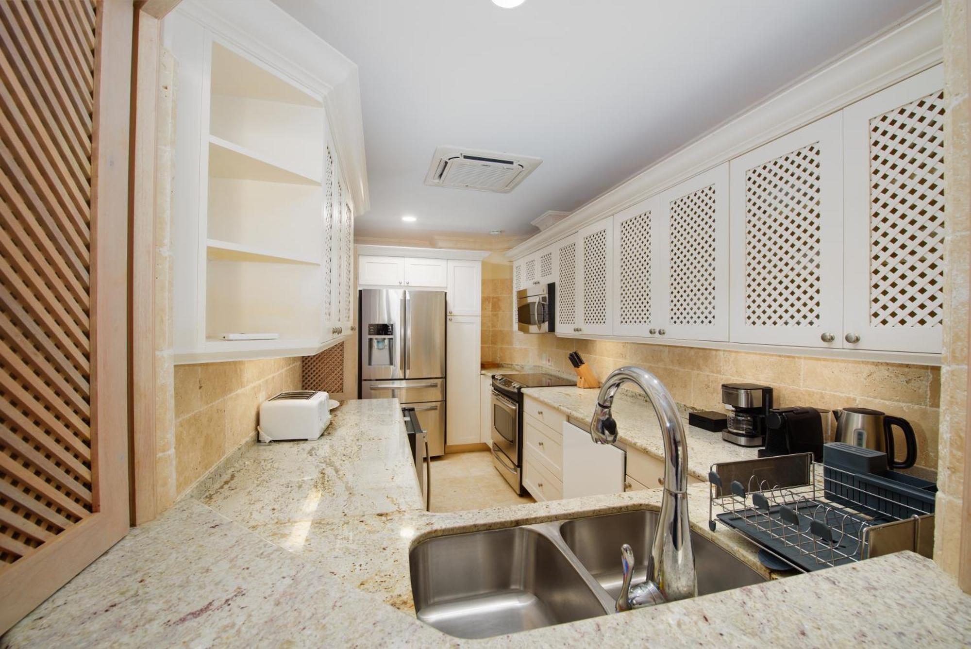 Apartment Saint Peter's Bay Luxury And Residences