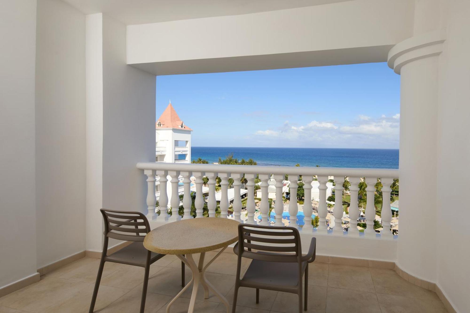 Resort Bahia Principe Luxury (adults Only) Runaway Bay