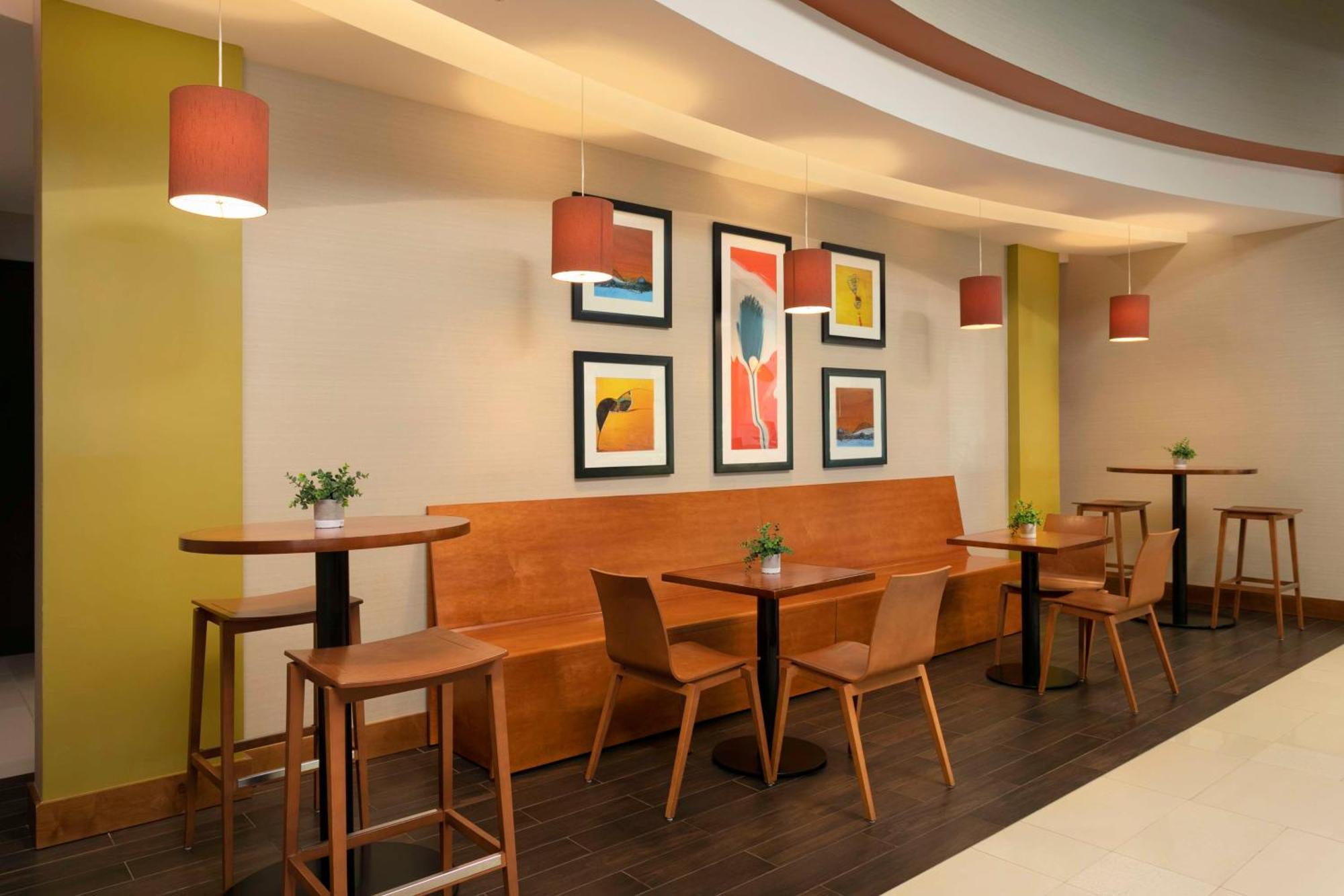 Hyatt Place Bayamón
