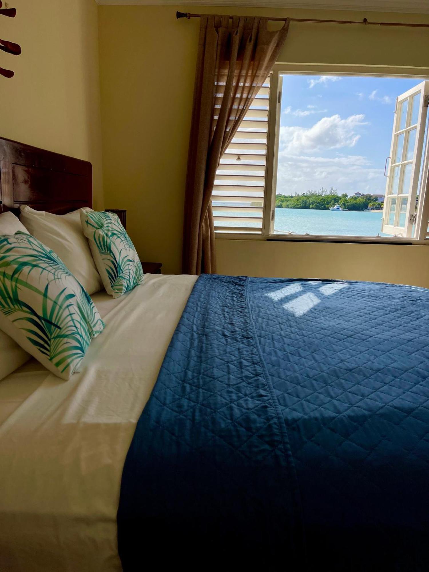 Apartment Luxury And Rooms,the Lagoons