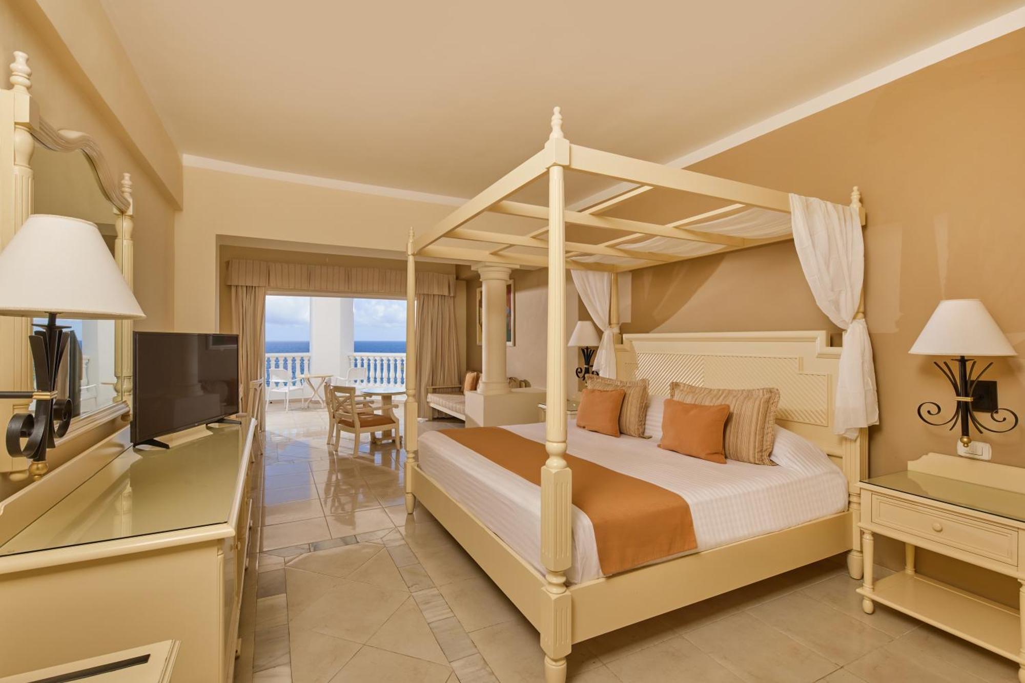 Resort Bahia Principe Luxury (adults Only) Runaway Bay