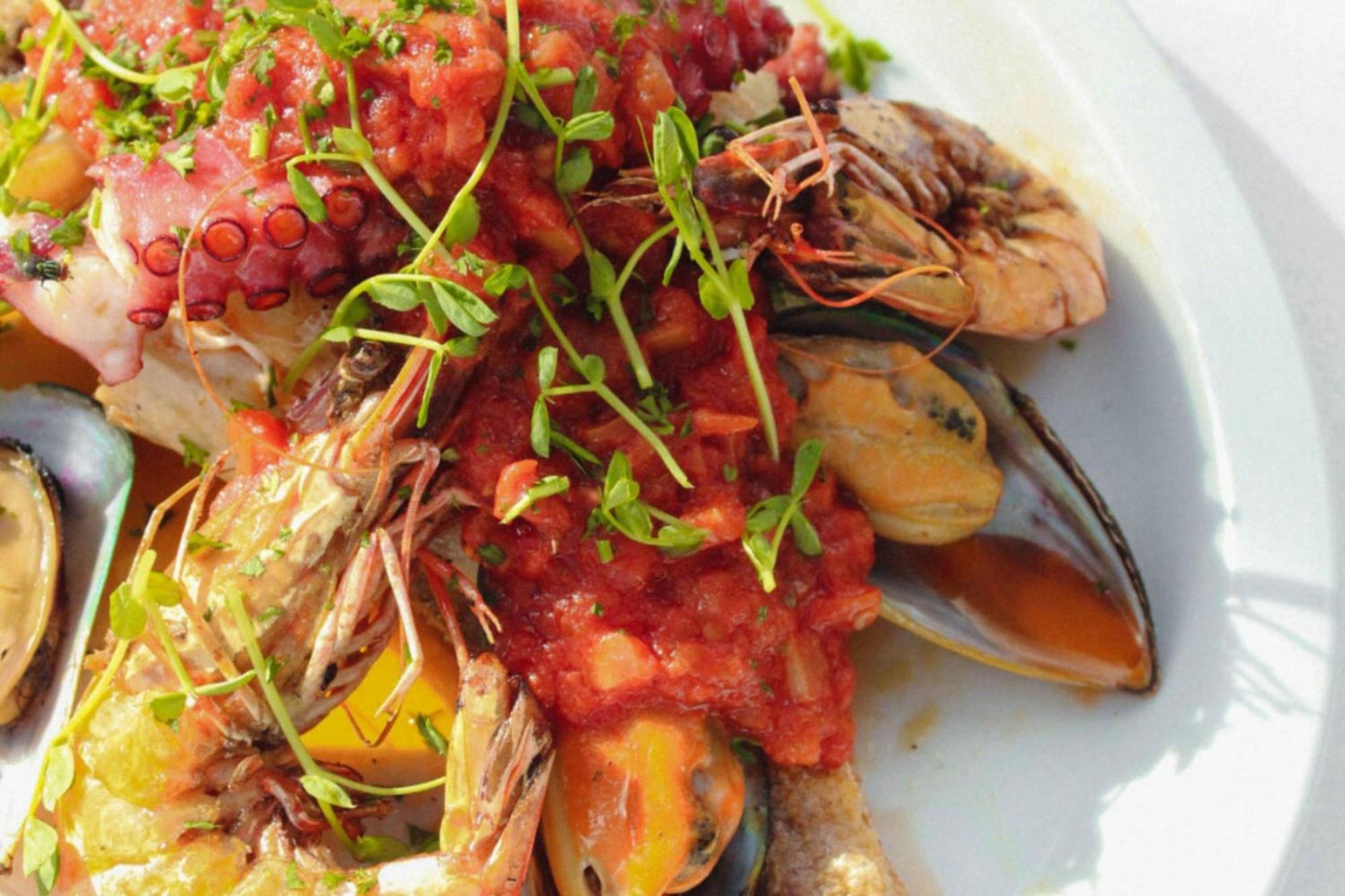 Corallium & Bonaire 4*