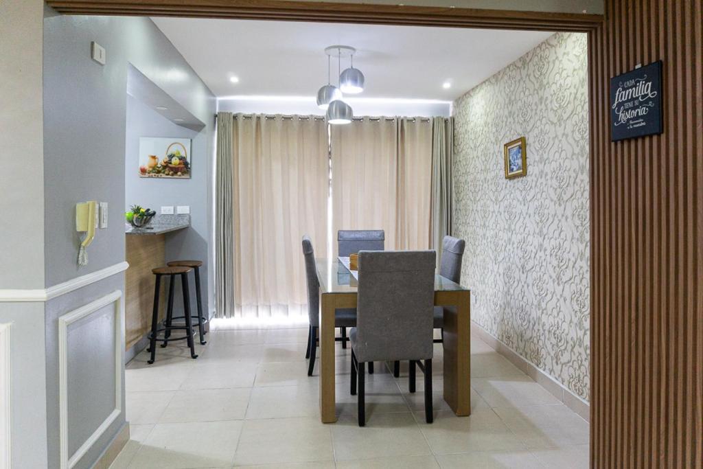 Frente A La Zona Colonial, Apartment *