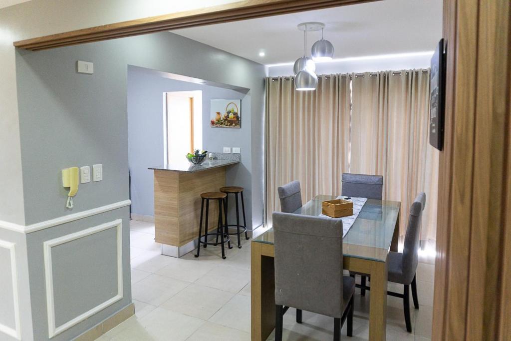 Frente A La Zona Colonial, Apartment