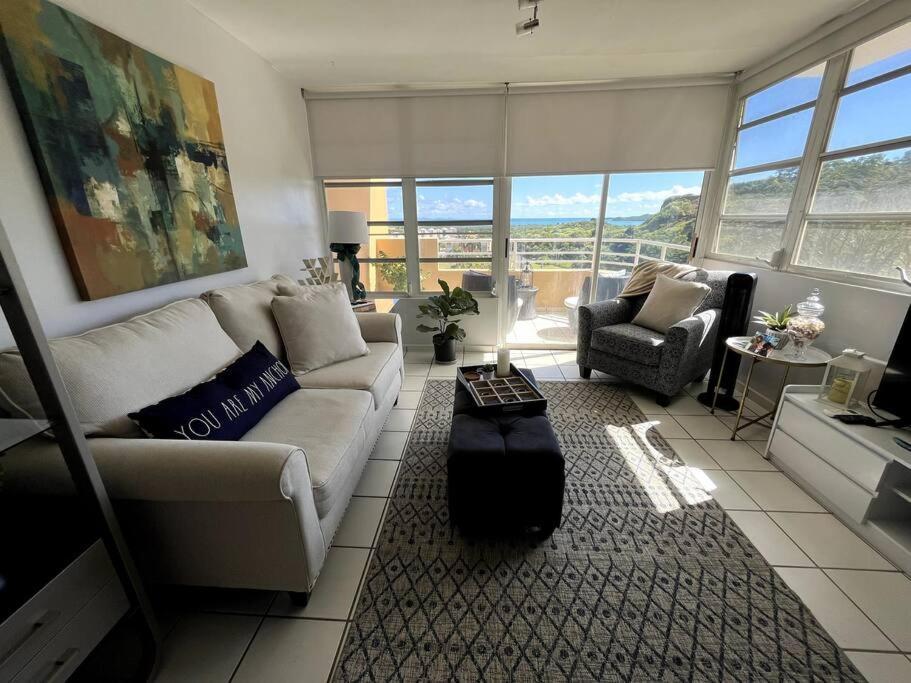 Apartment Serene Coastal Getaway With Panoramic Ocean View