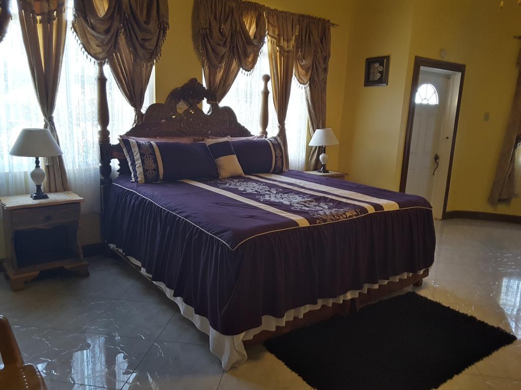Cazwin 3* Montego Bay