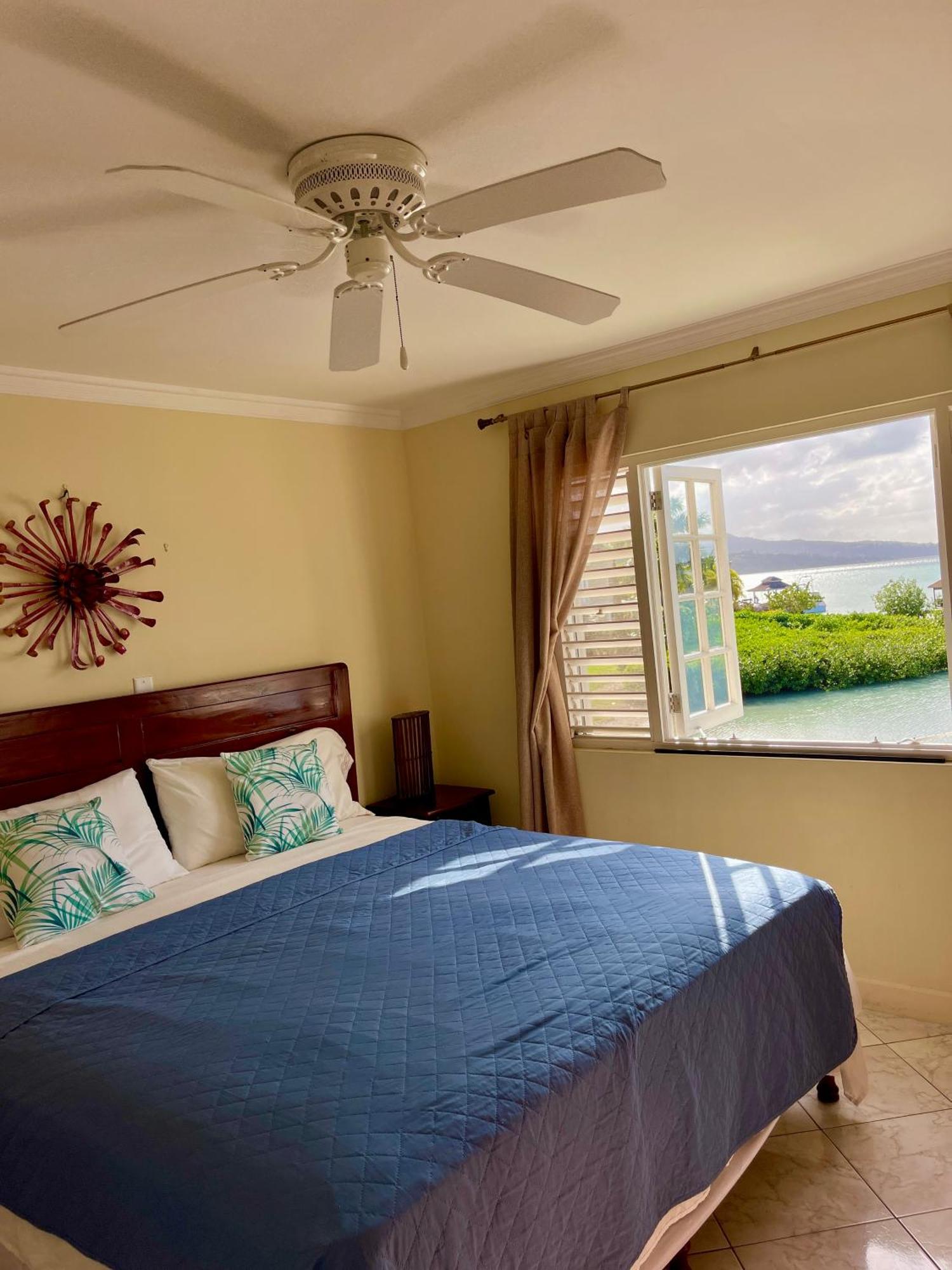 Luxury And Rooms,the Lagoons Montego Bay