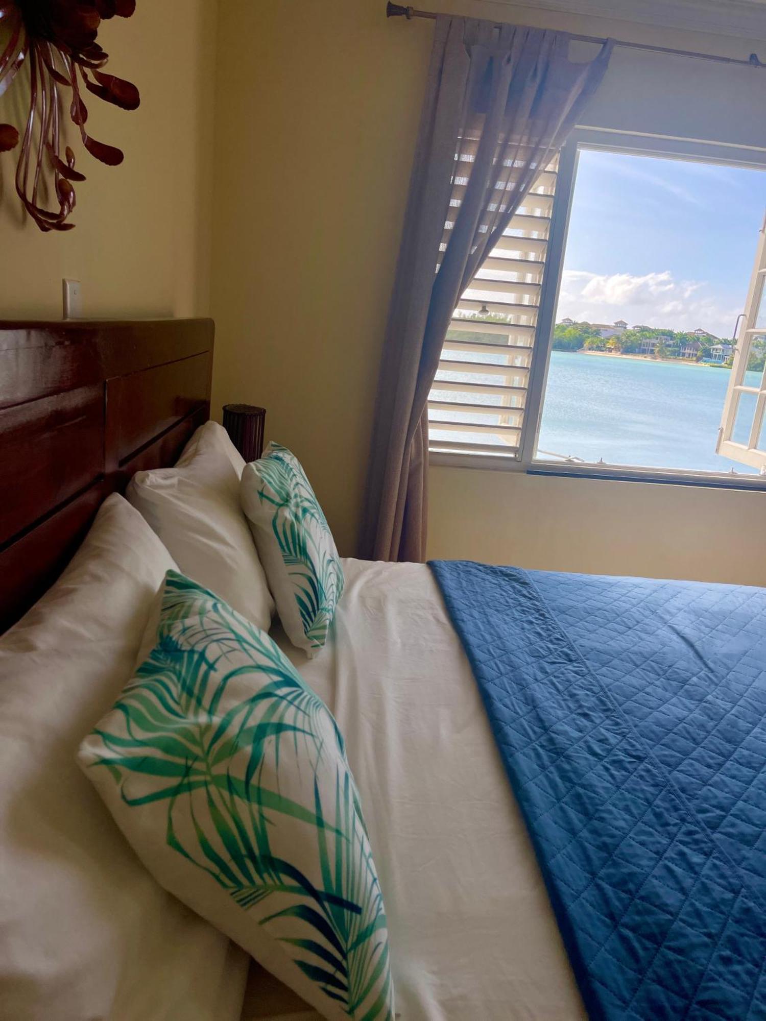 Luxury And Rooms,the Lagoons * Montego Bay