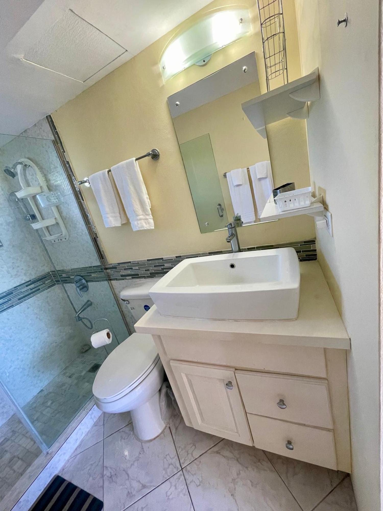 Luxury And Rooms,the Lagoons * Montego Bay