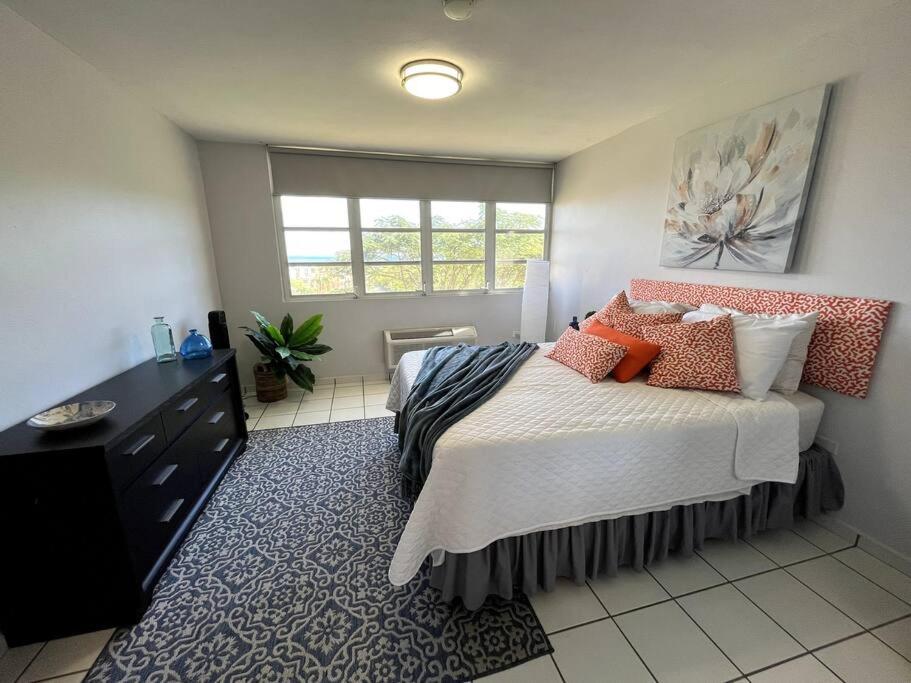 Serene Coastal Getaway With Panoramic Ocean View Apartment Ceiba