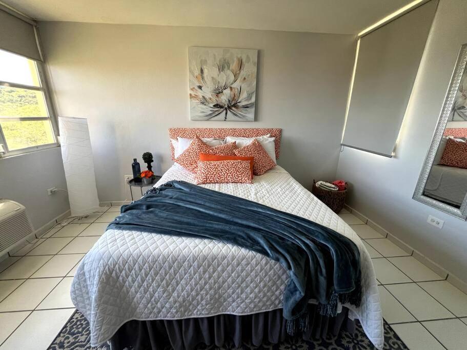 Apartment Serene Coastal Getaway With Panoramic Ocean View