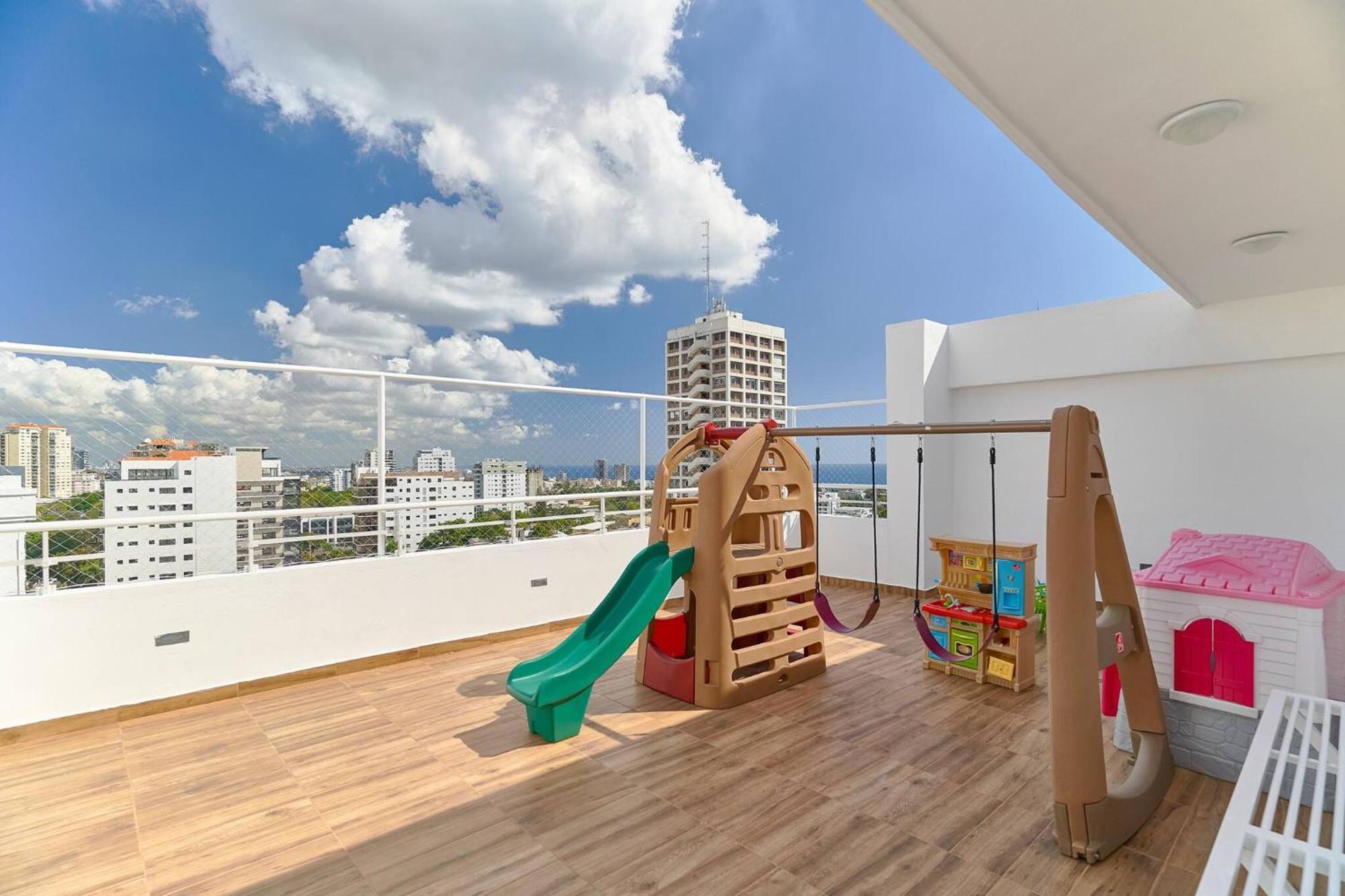 Oasis Urbano Family 2br Pool Gym *