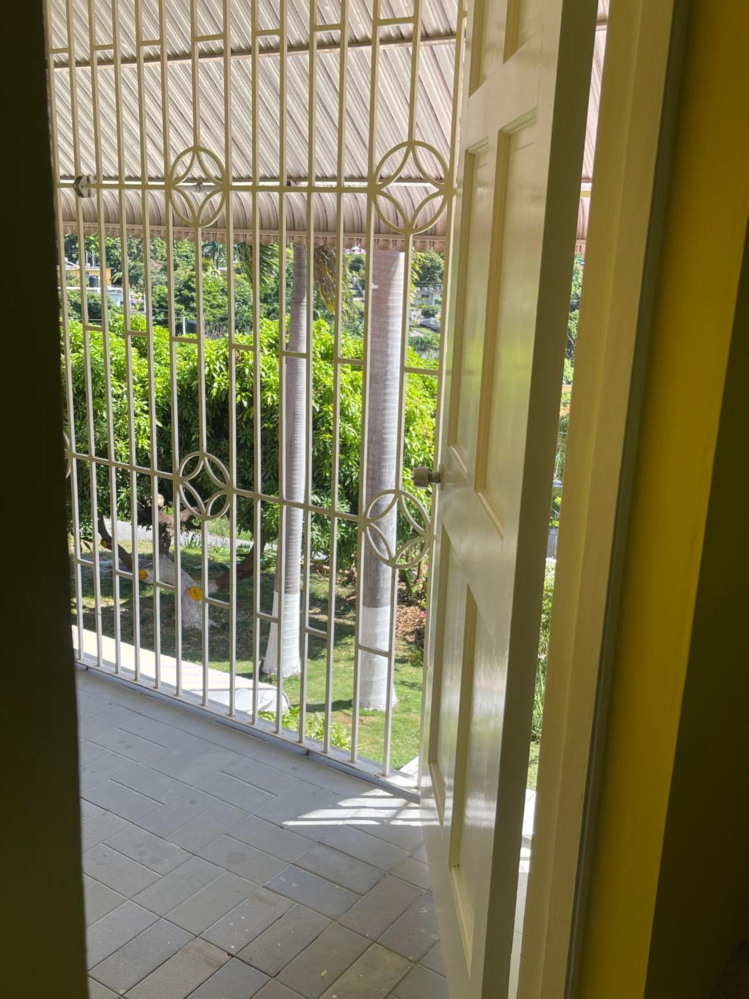 Guest house Three Palm