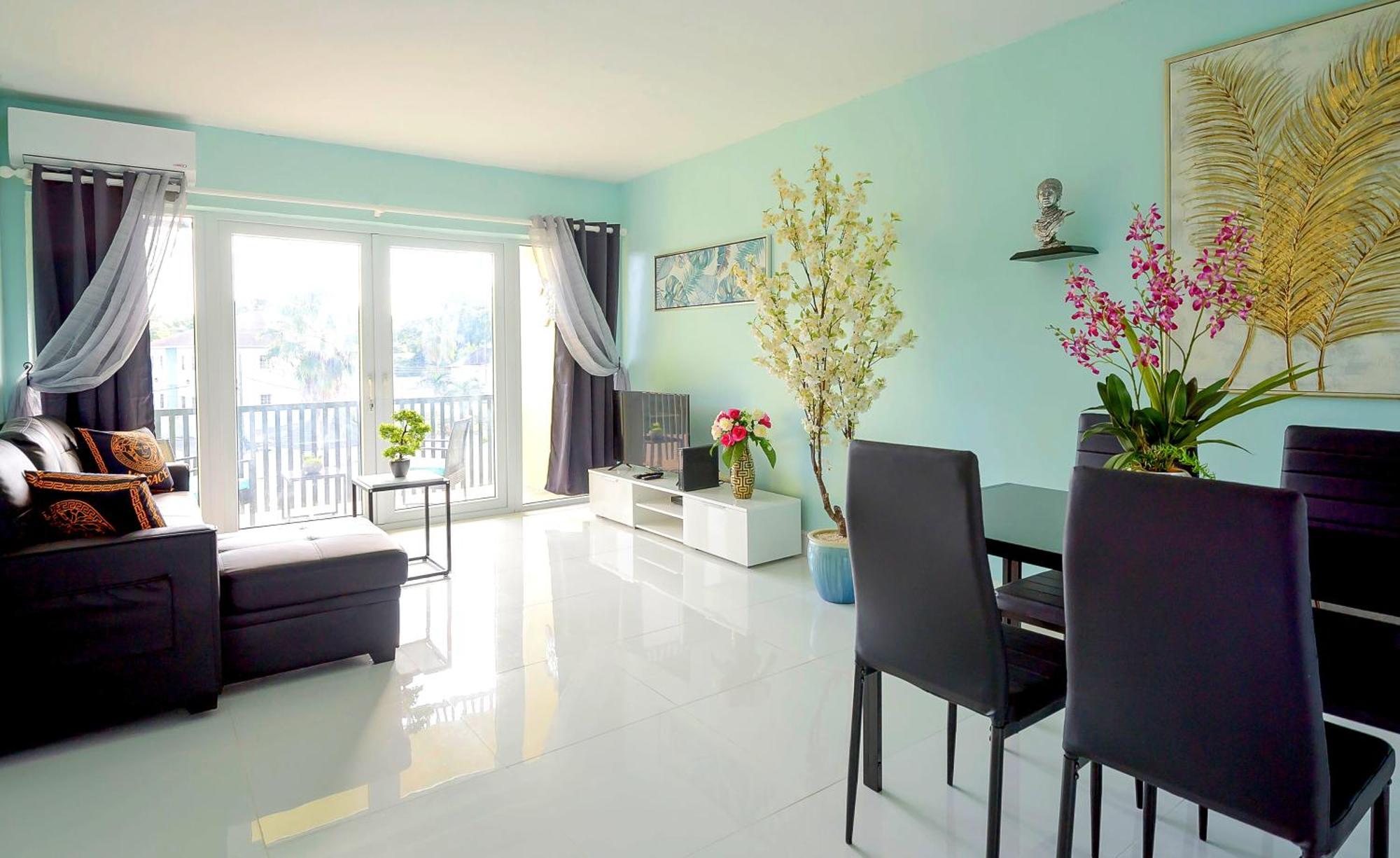 Lovely Near Beach, Downtown, 24h Security, Pool