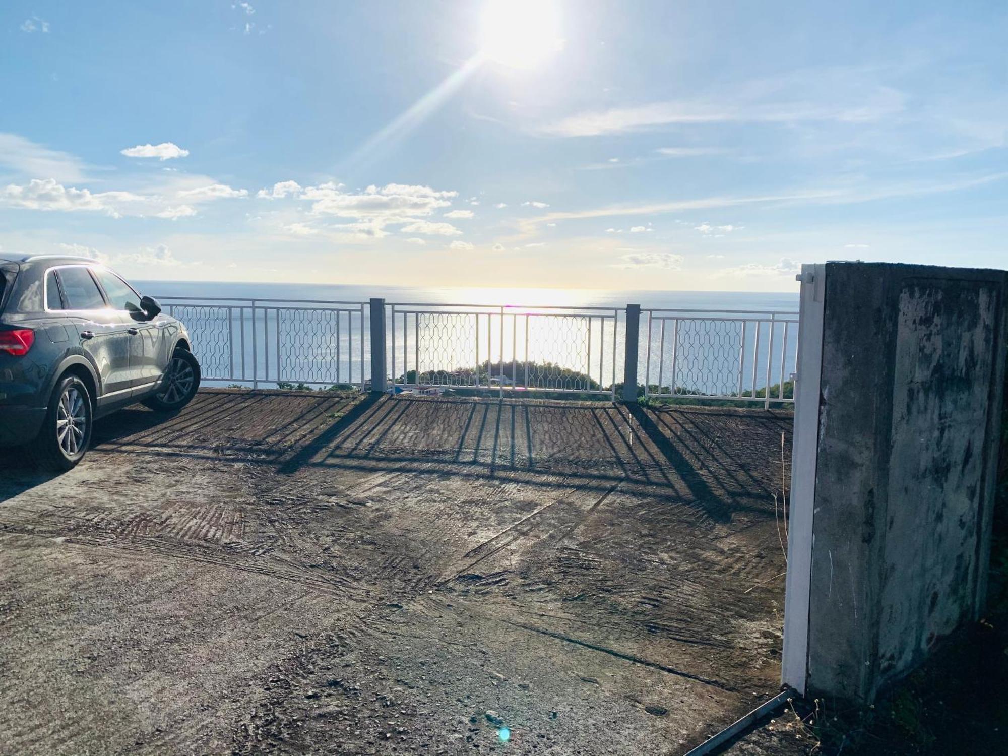 Paradis Au Soleil, Vue Panoramique Sur Bouillante