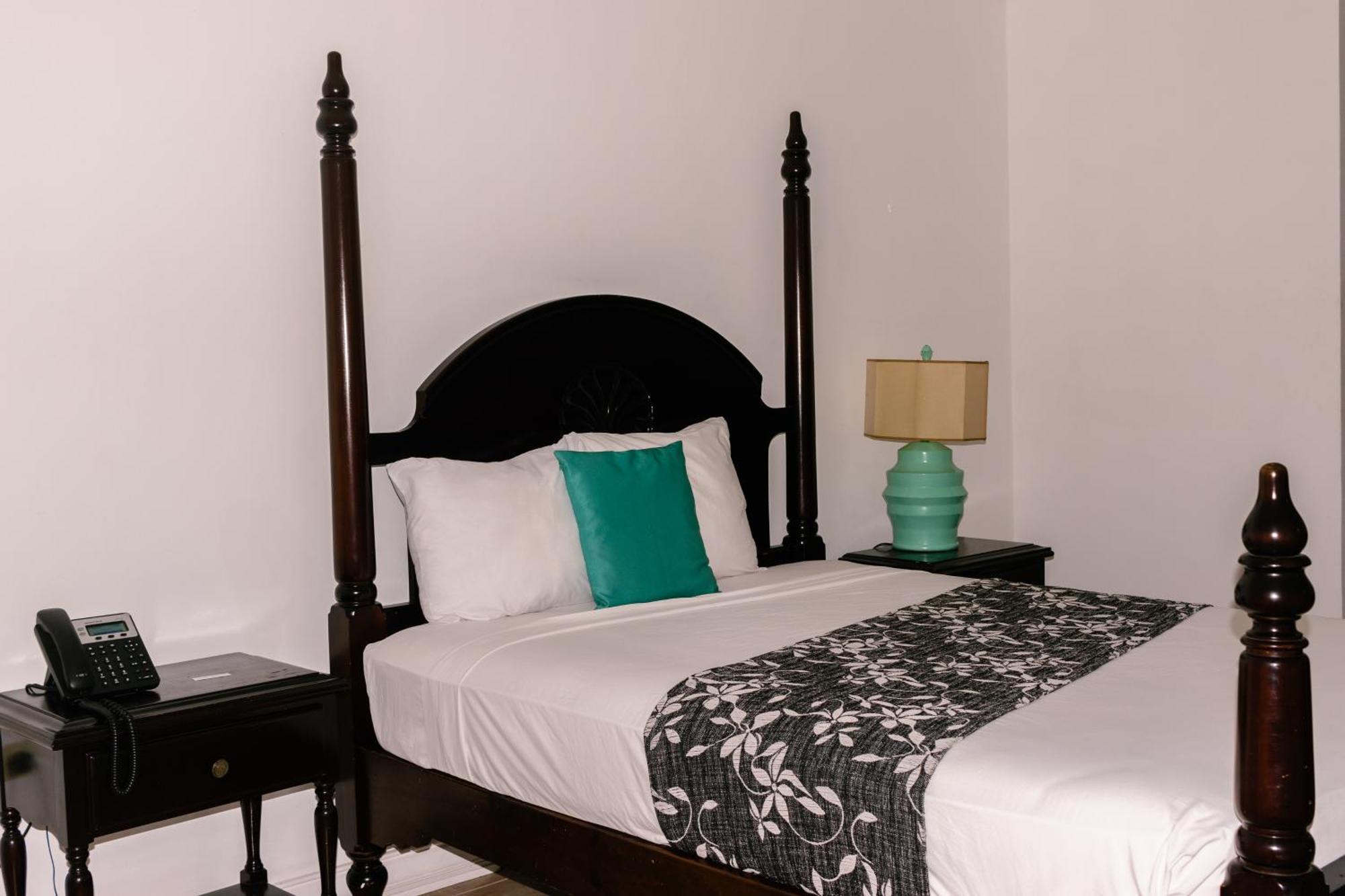Hotel Grand Excelsior Port Royal Kingston