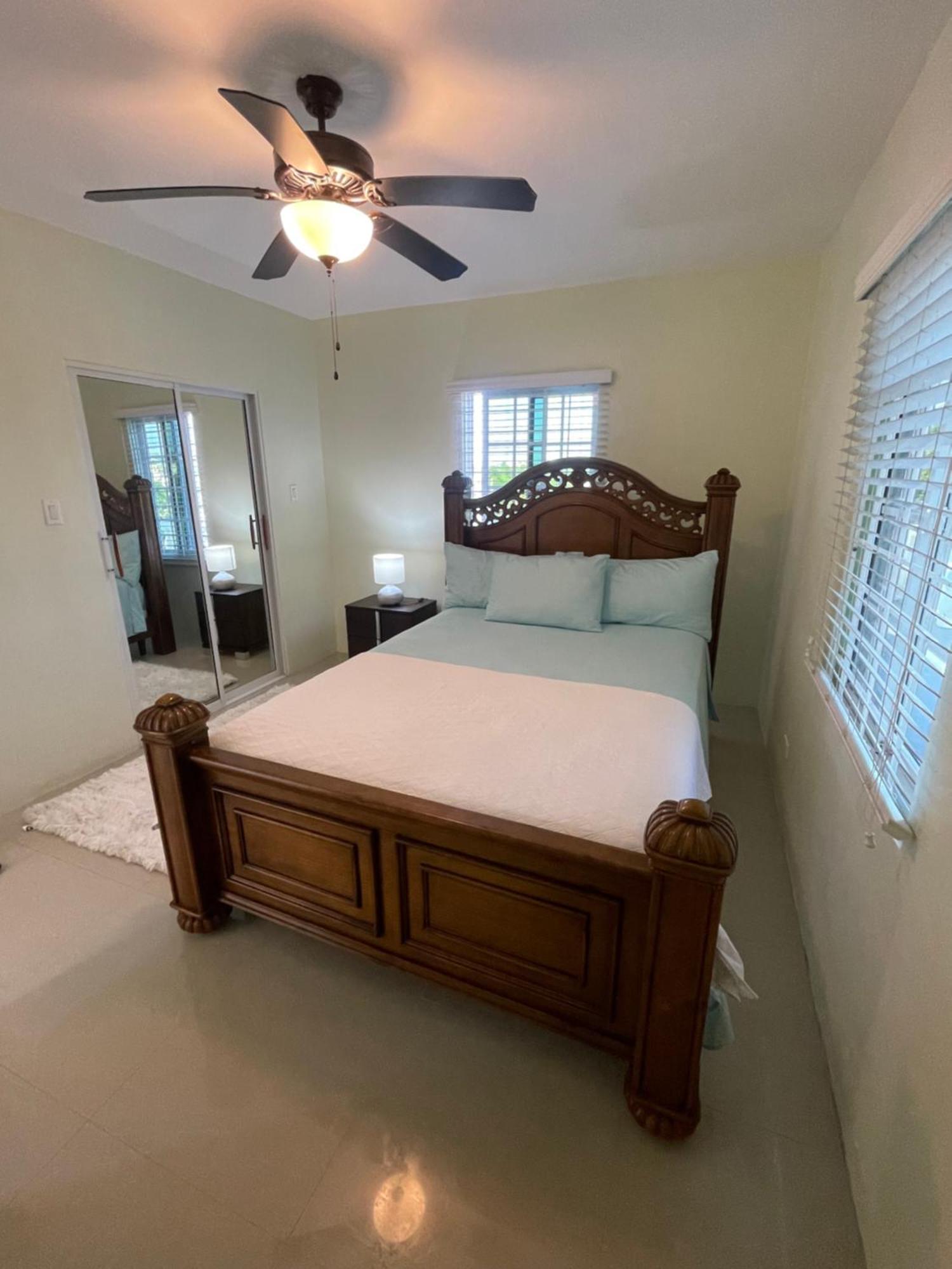 Guest house Three Palm
