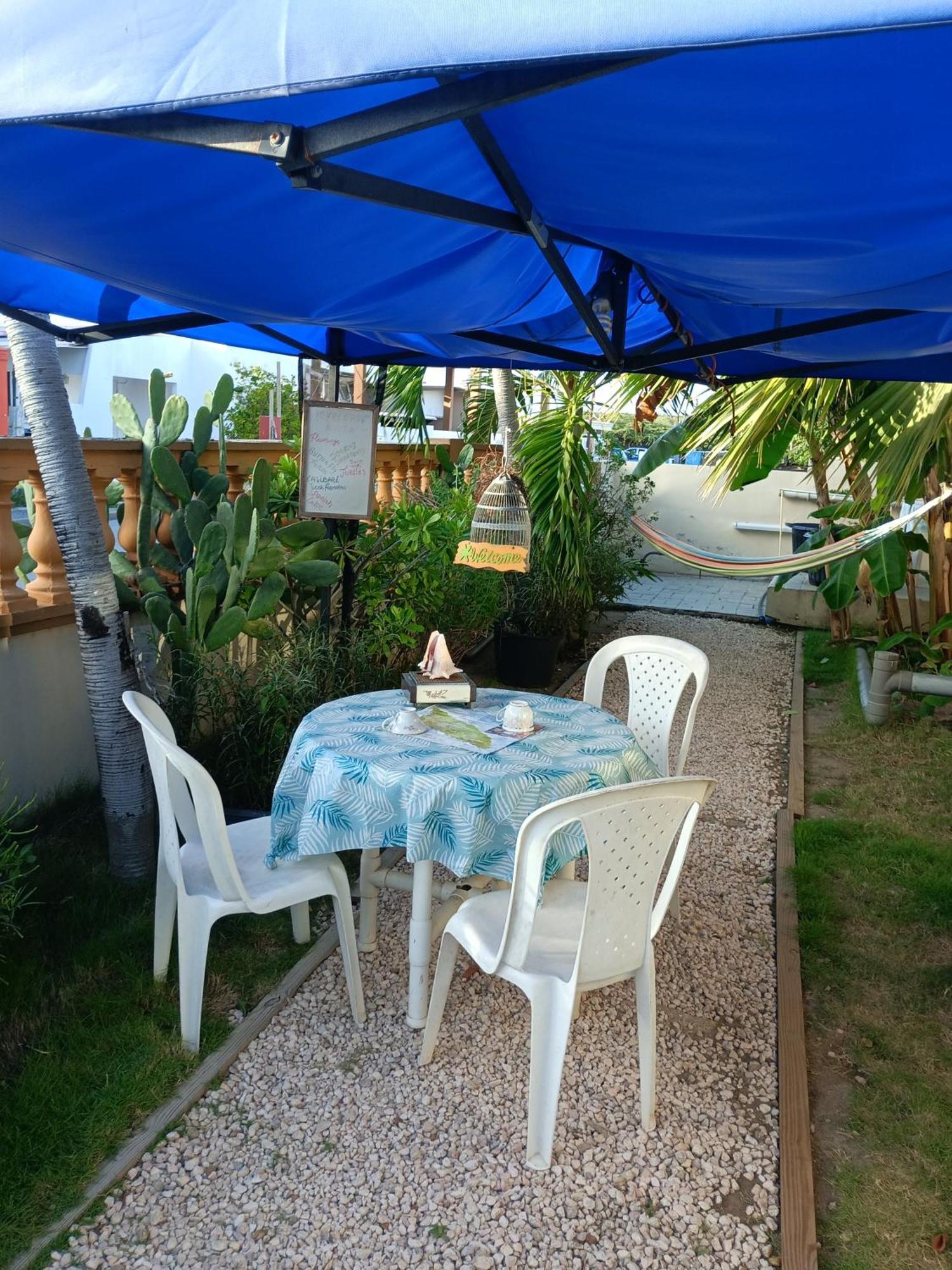 Aruba Backpackers Apartment *