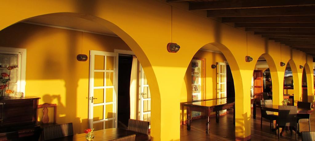 Hotel Paradise Kingstown