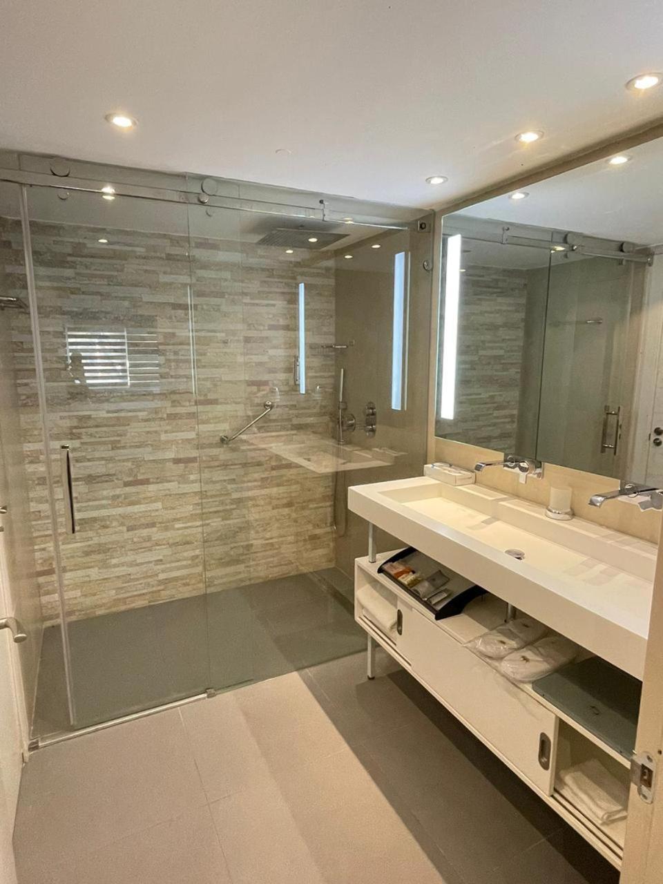Port De Plaisance Resort, Trademark Collection By Wyndham 5* Philipsburg (Sint Maarten)