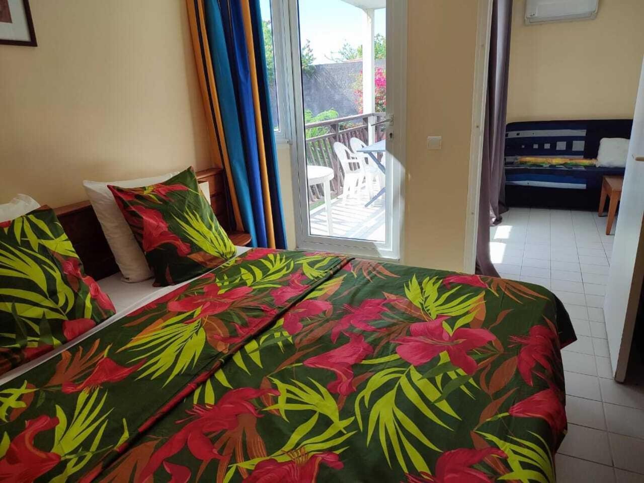 Touba Manga Apartment