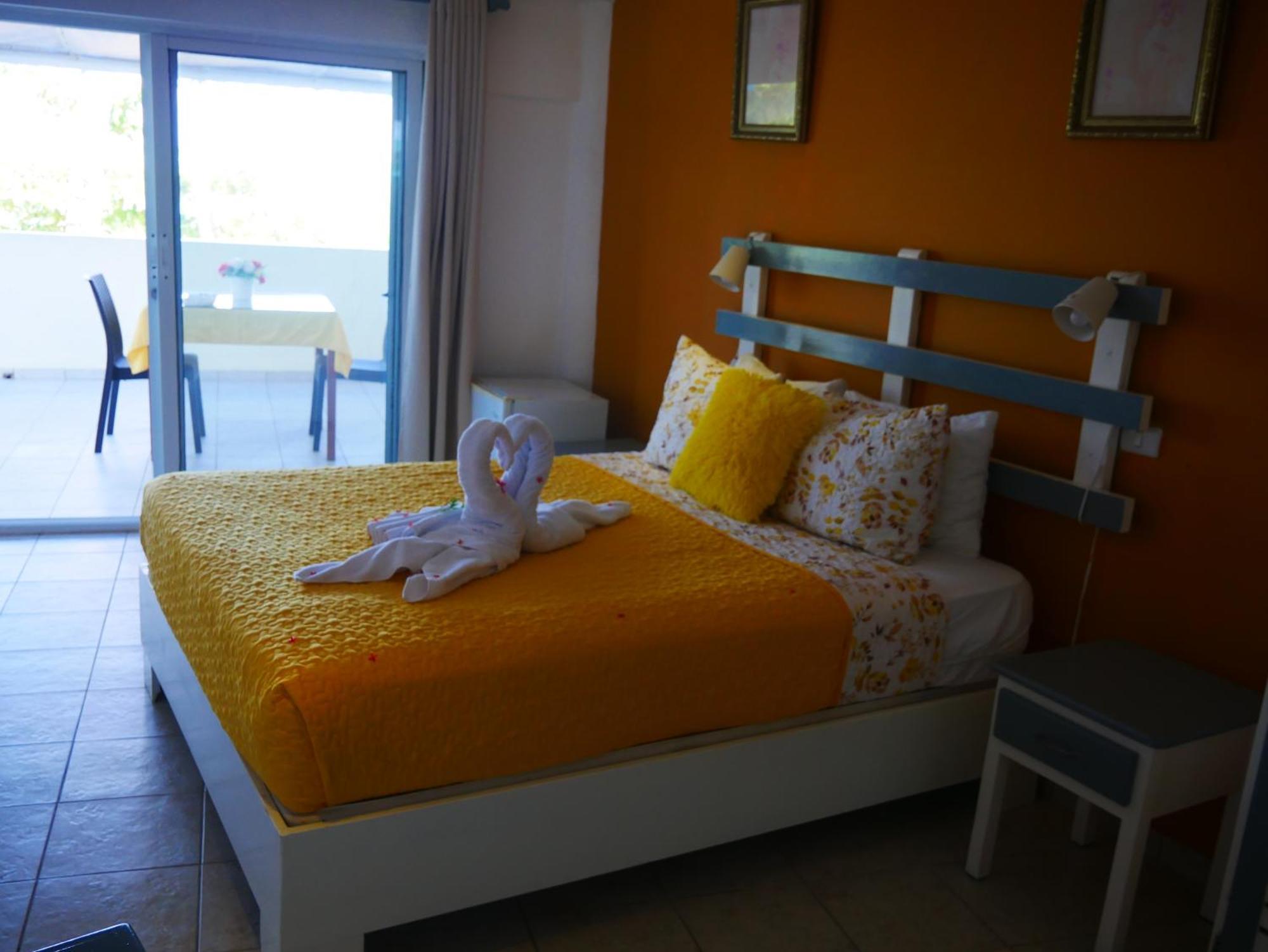 Costarena Beach Hotel