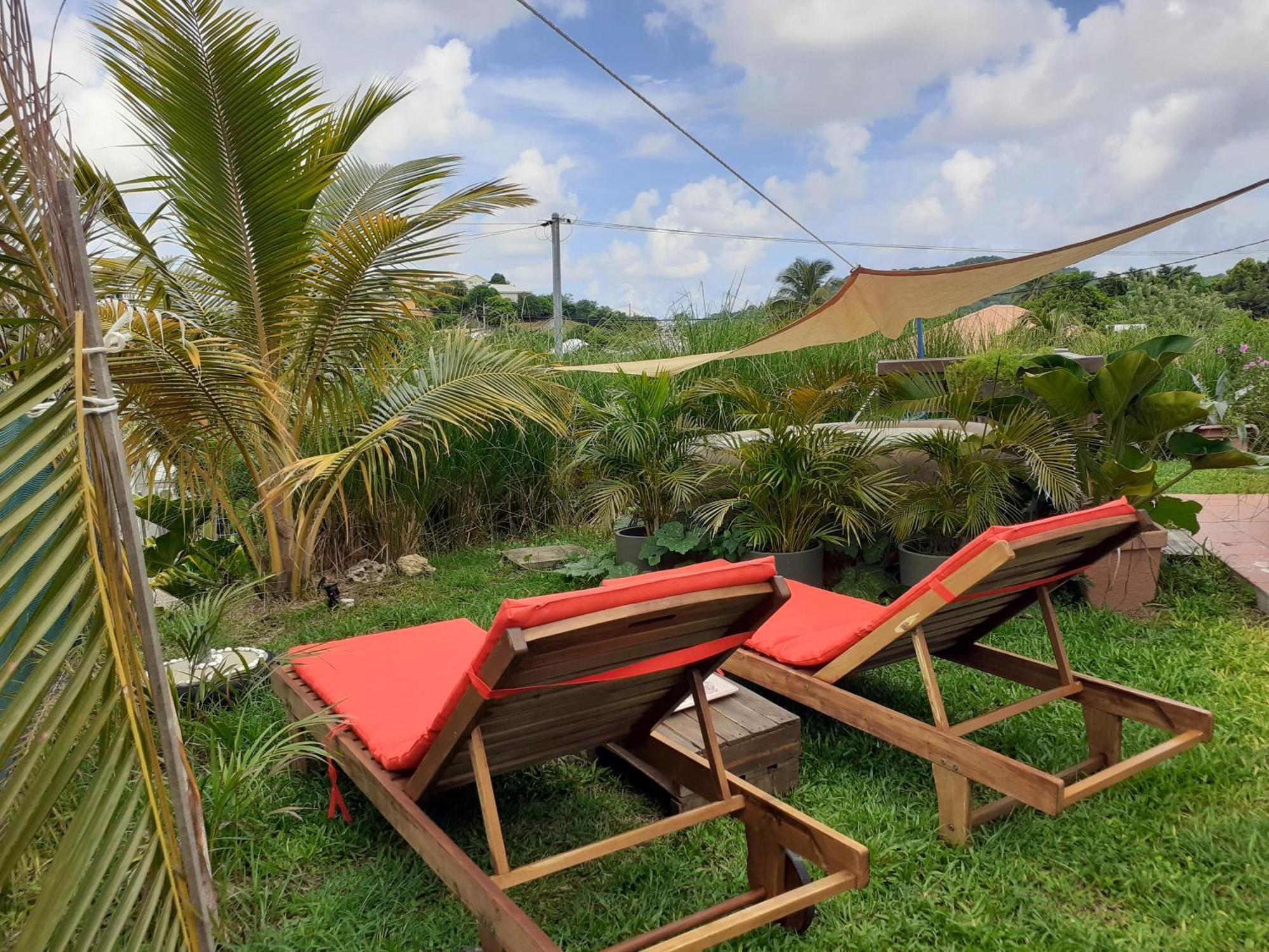 A L'arche Bleue Guest house *