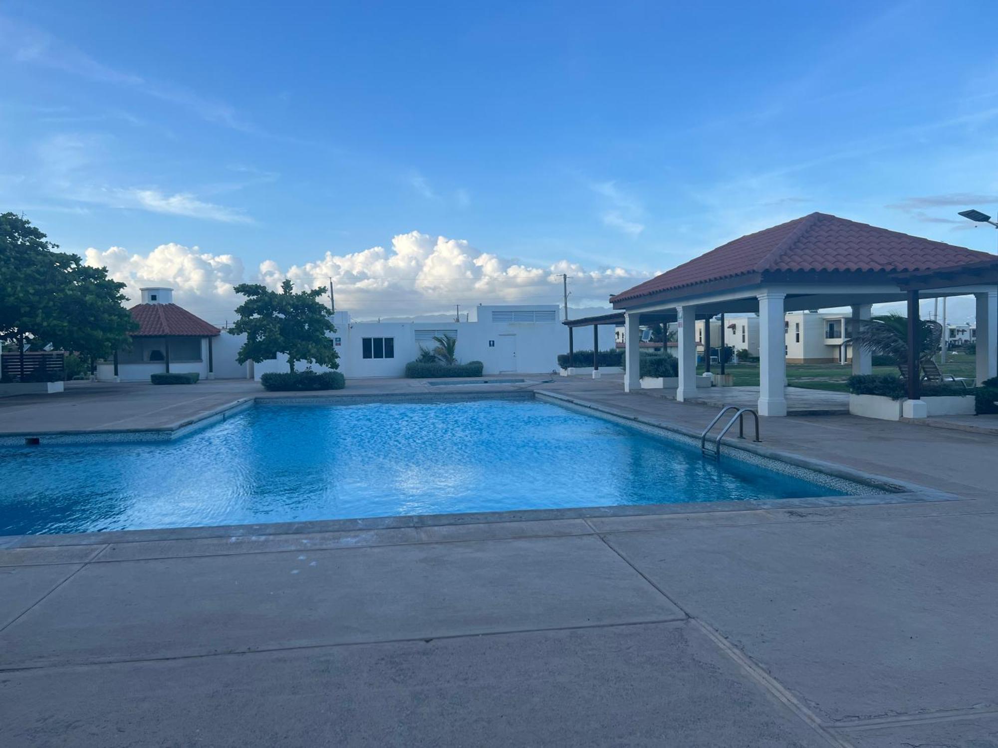 Apartment Large Luxurious Front At Bayfront Portmore