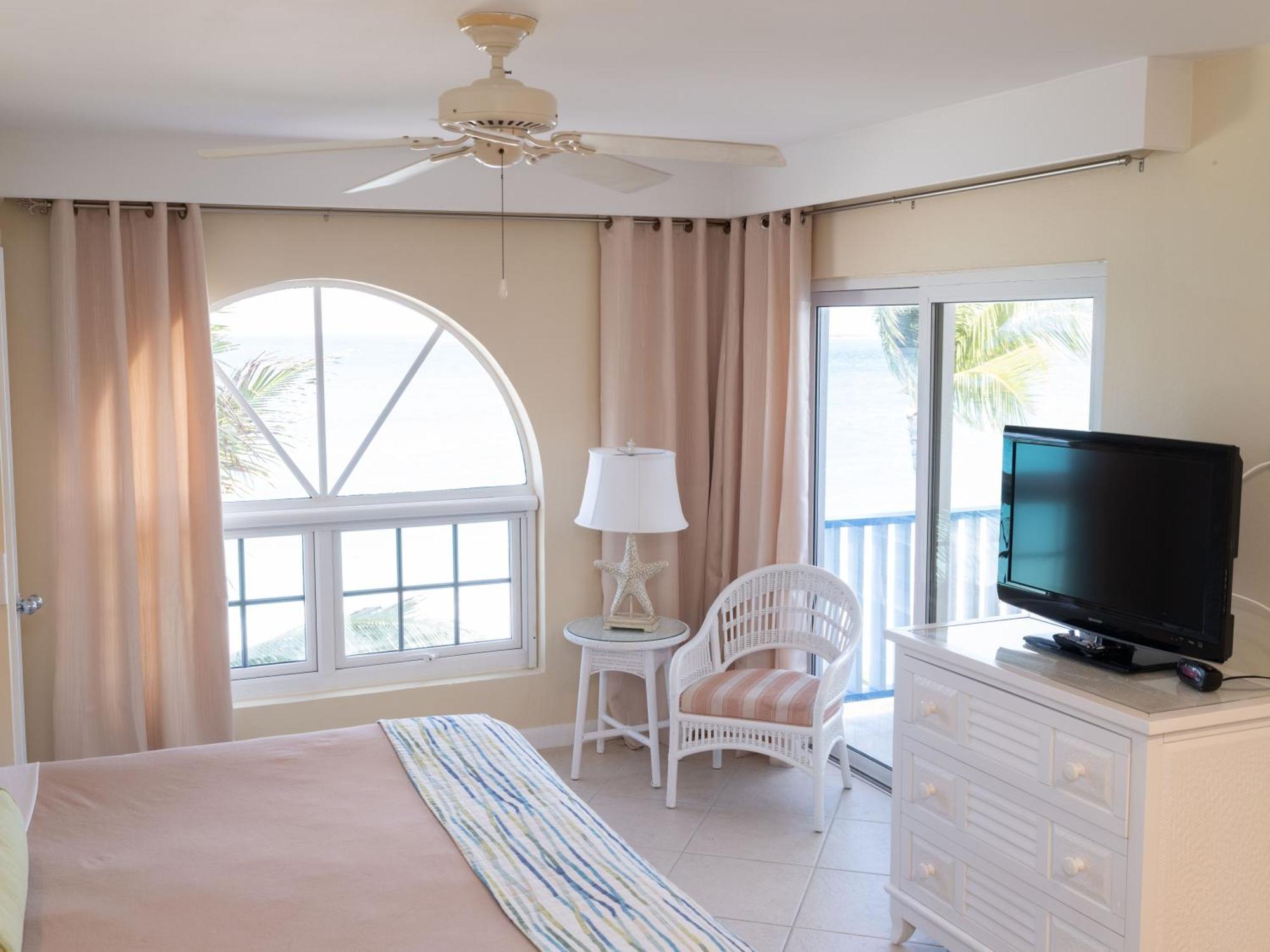 Paradise Island Club Ocean View Creek Village