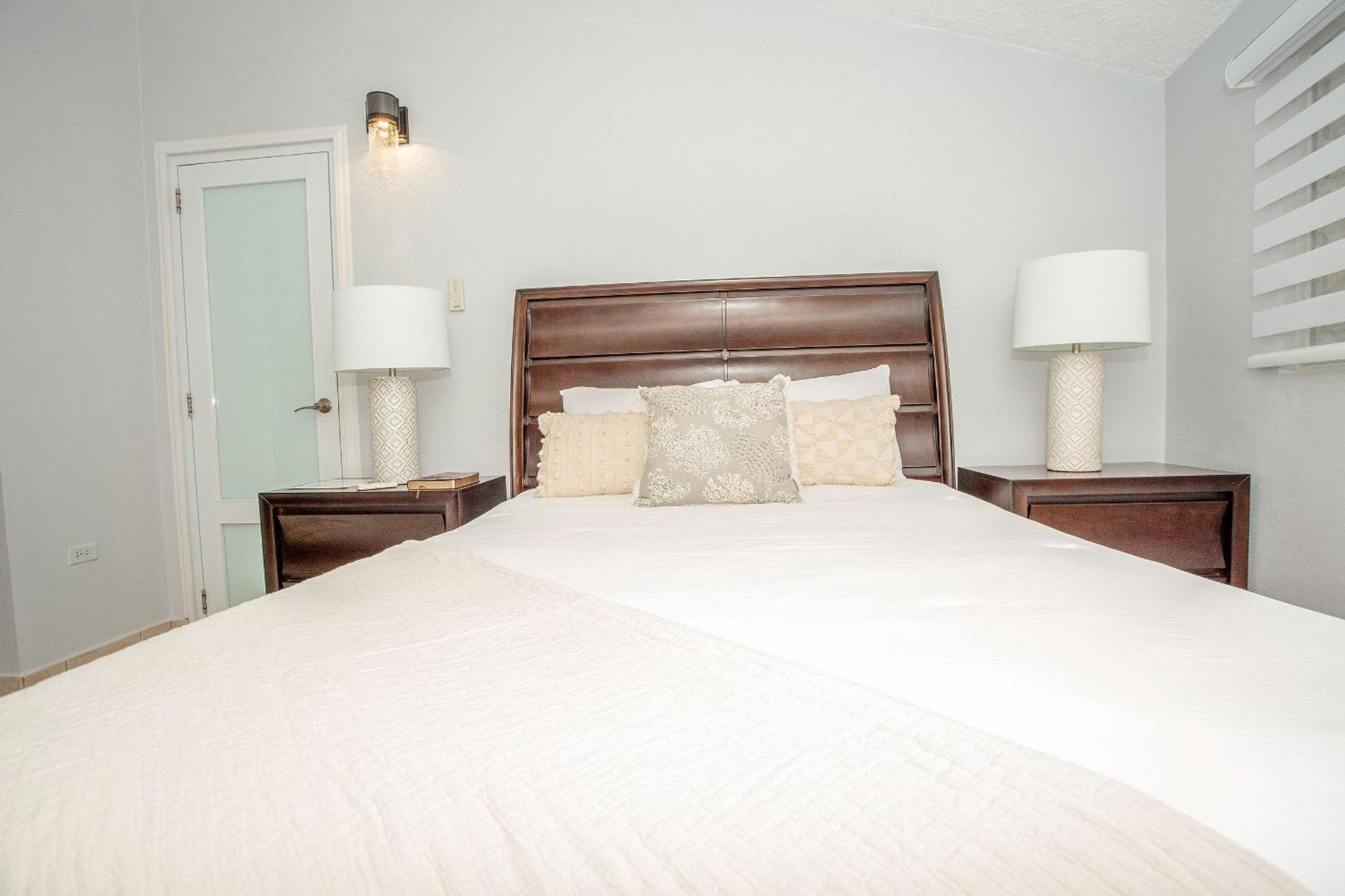Holiday home Raices Realty Villa: Puerto Rico; Centrica, Acogedora, Tropical, Playa, Piscina,a/c